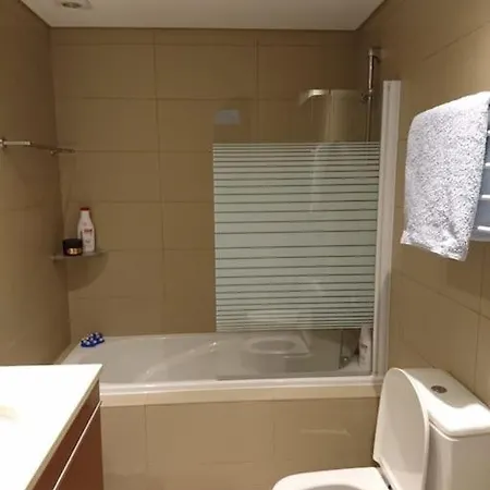 Marina Village 170 View 6 Beds *
